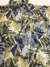 Vintage 90s neo-classical gran tour Abstract Art print Hawaiian Shirt short sleeve party shirt size small